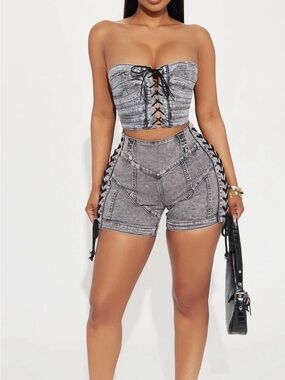 Fashion Nova High-Waist Lace-Up Grey Denim-Effect Women’s Shorts